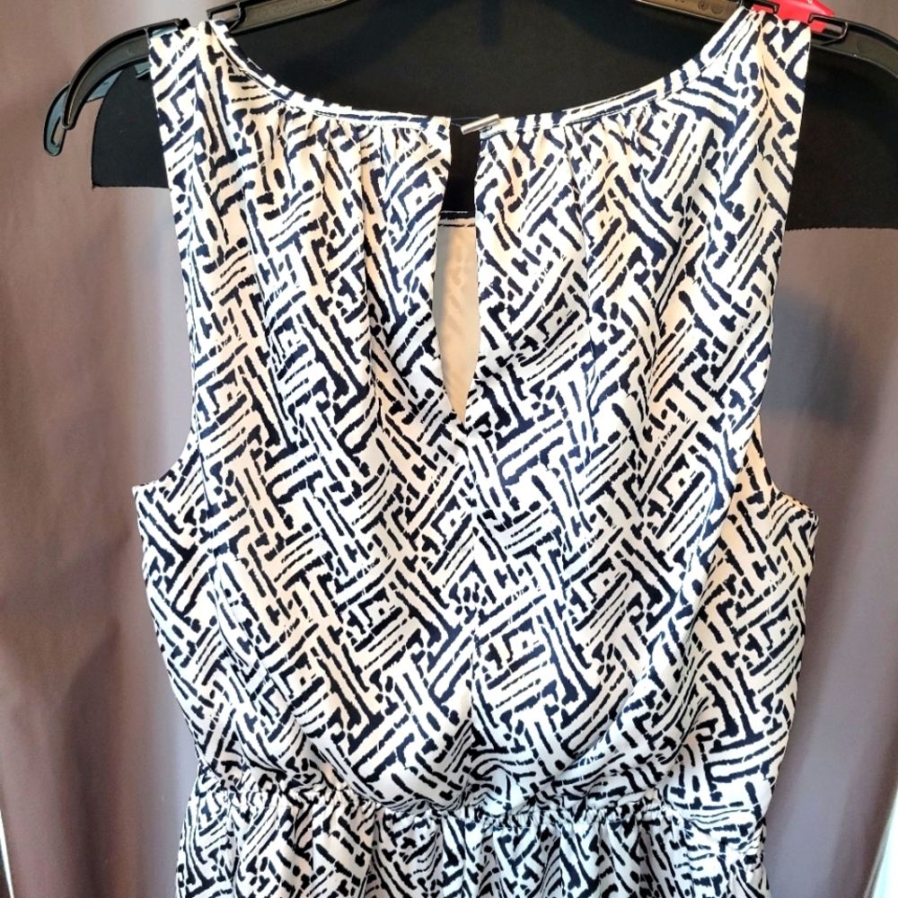 The Limited Dress sleeveless size S